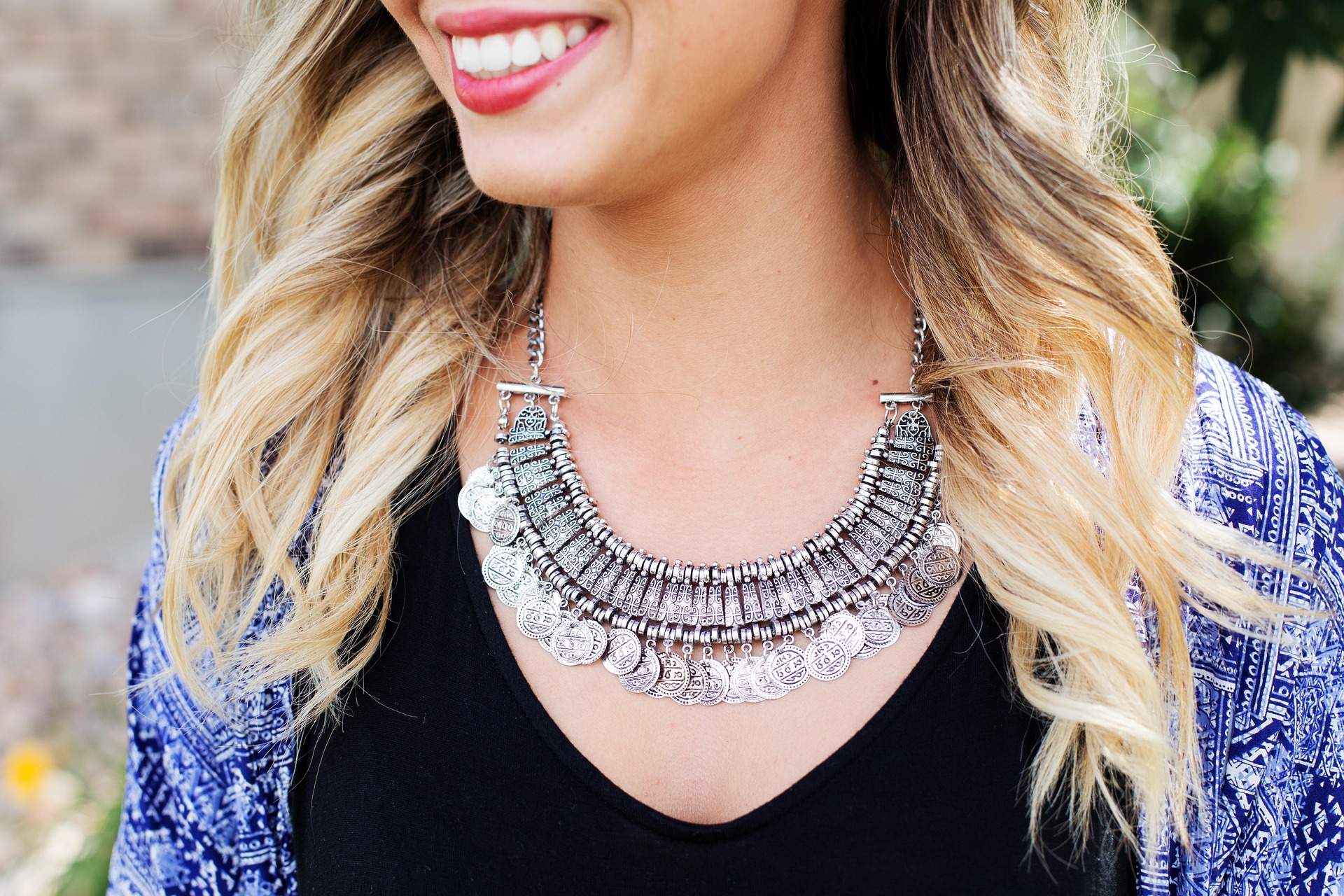 Necklace Slide
